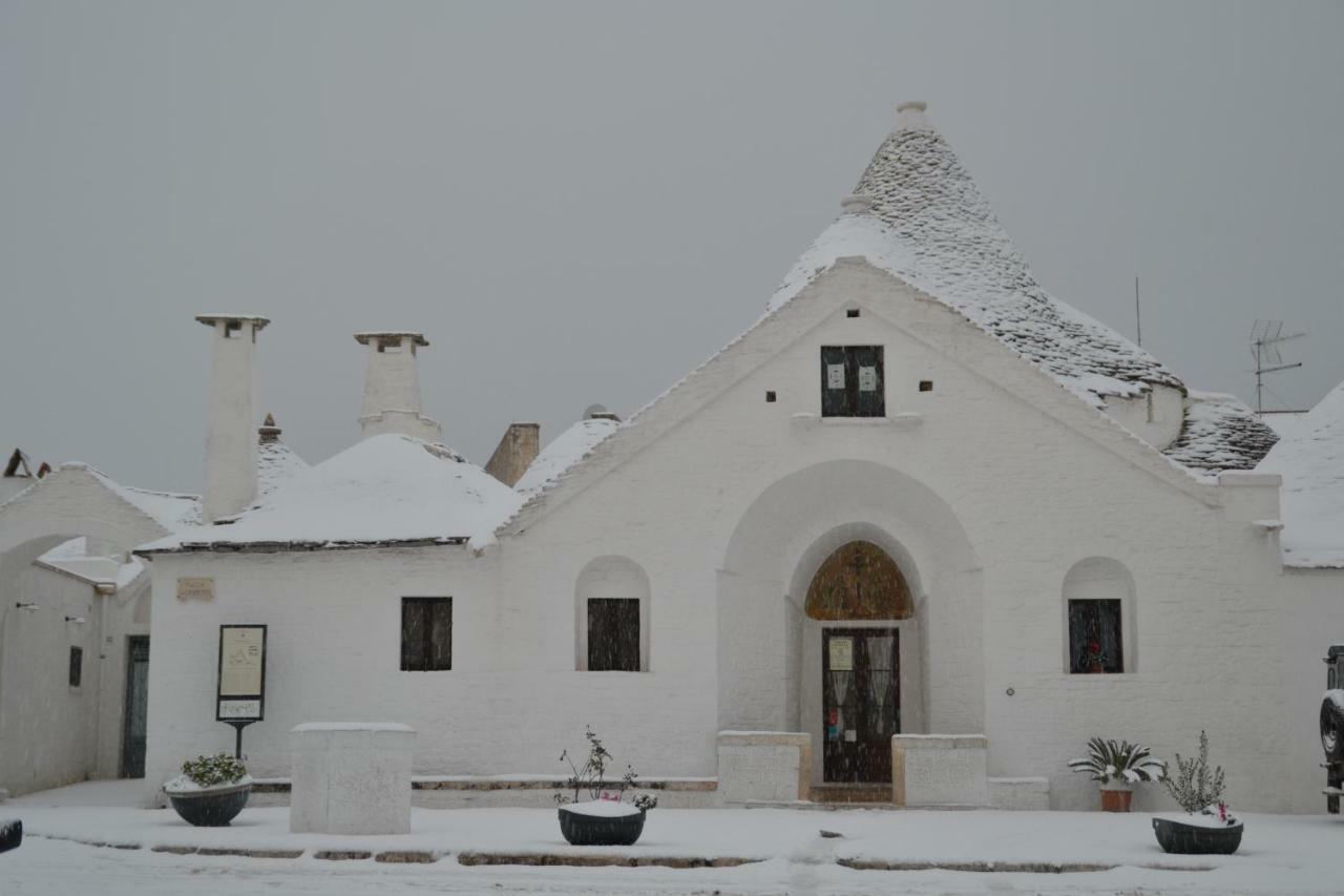 فيلا Il Trullo Del Palmento ألبيروبيللو المظهر الخارجي الصورة